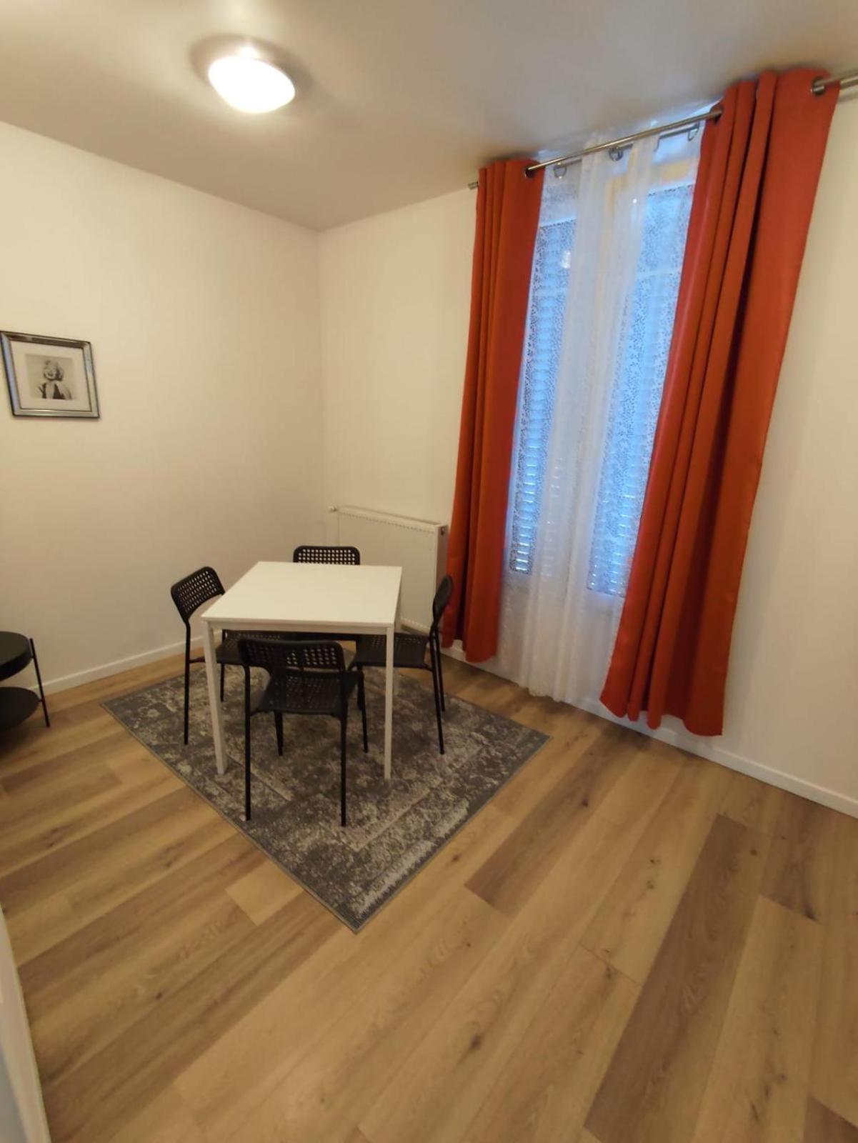 Un Deux Pieces Et Un Jardin A Villejuif Buitenkant foto